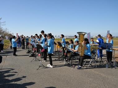 東中吹奏楽部演奏