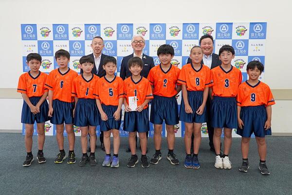 選手の皆さんの集合写真