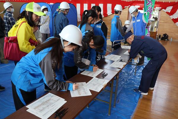 水谷東災害時の避難者受け入れ訓練の写真