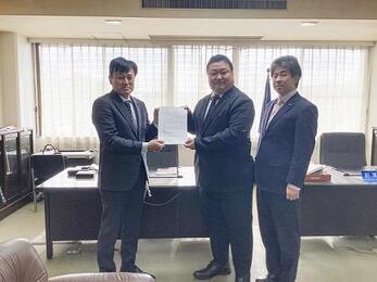 答申の様子（令和3年度）