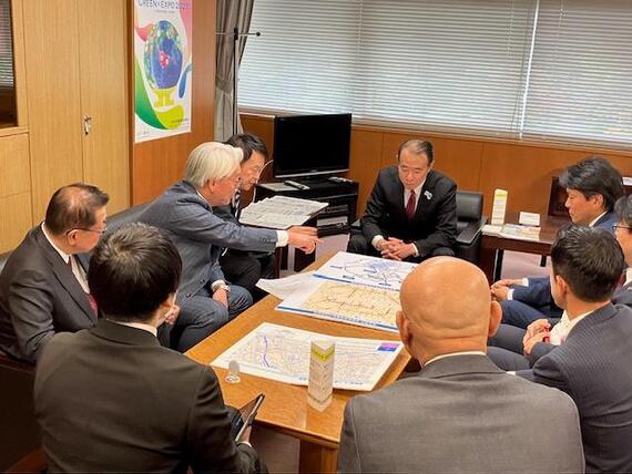 意見交換時の星野光弘富士見市長